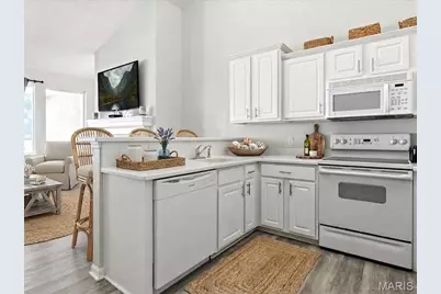 230 Plaza Gardens Court #5B, Camdenton, MO 65020 - Photo 5