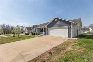 354 Murfield Dr, Poplar Bluff, MO 63901 - Photo 3