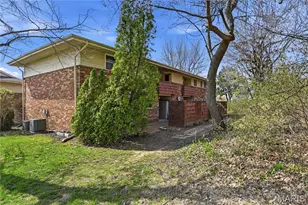 4229 Carrollton Dr, Bridgeton, MO 63044 - Photo 15