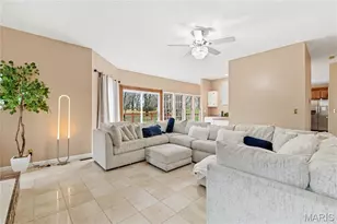 3636 Afshari Cir, Florissant, MO 63034 - Photo 5