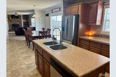 214 College Circle, Eolia, MO 63344 - Photo 13