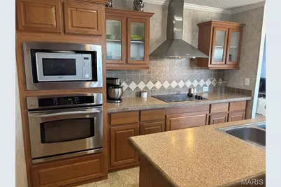 214 College Circle, Eolia, MO 63344 - Photo 9