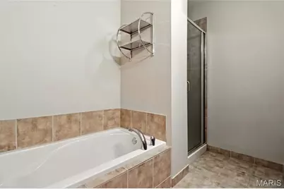 1627 Locust Street #202, Saint Louis, MO 63103 - Photo 27