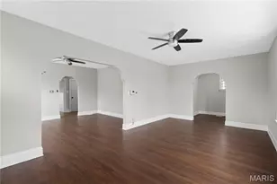 810 January Ave, Ferguson, MO 63135 - Photo 3