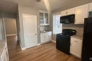 5042 Pernod Ave, Saint Louis, MO 63139 - Photo 5