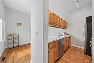 2224 Hickory St, Saint Louis, MO 63104 - Photo 11