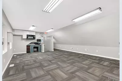560 N Jefferson Street, Florissant, MO 63031 - Photo 9
