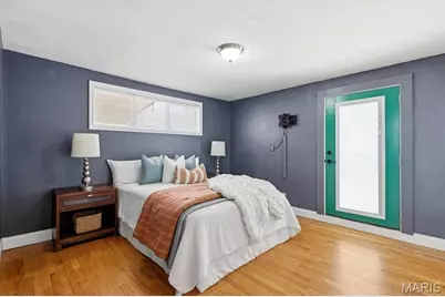 7827 Milan Avenue, University City, MO 63130 - Photo 15