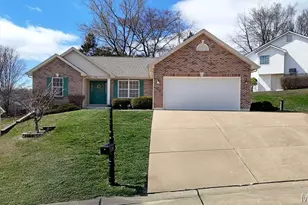 308 Williamsburg Dr, Crystal City, MO 63019 - Photo 1