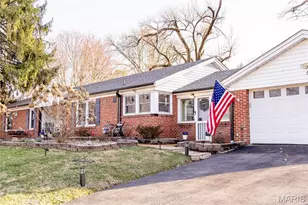 6 Cardigan Dr, Ferguson, MO 63135 - Photo 1