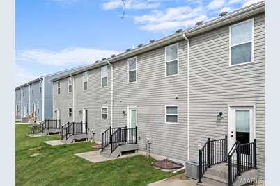 365 Newbridge Way, O'Fallon, MO 63368 - Photo 33