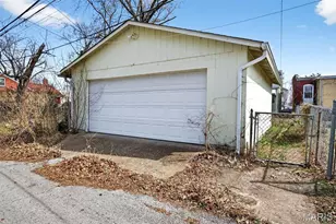 7331 Vermont Ave, Saint Louis, MO 63111 - Photo 23