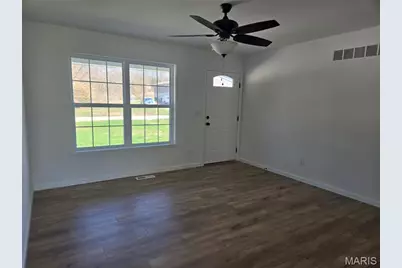 221 Sycamore Creek Drive, Winfield, MO 63389 - Photo 5