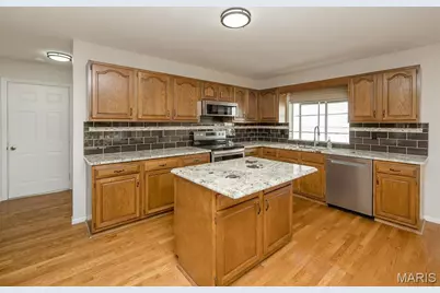 5714 Shining Day Place, Mehlville, MO 63128 - Photo 13