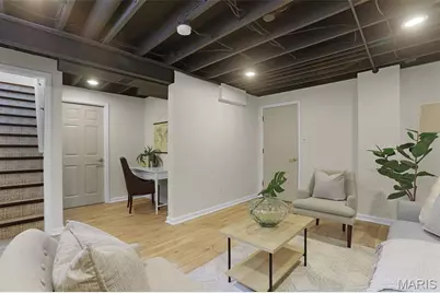 629 S Fillmore Avenue, Kirkwood, MO 63122 - Photo 11