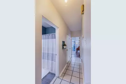 6065 Wanda Avenue, Saint Louis, MO 63116 - Photo 17