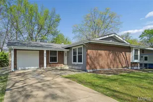 579 Golfwood Dr, Saint Louis, MO 63021 - Photo 1