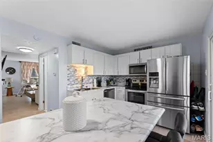 1841 Mansard Dr, Mehlville, MO 63125 - Photo 9