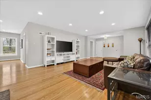 61 Tealwood Dr, Creve Coeur, MO 63141 - Photo 7