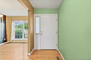 102 Hollow Brook Dr, Florissant, MO 63034 - Photo 9