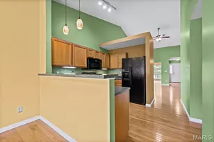 102 Hollow Brook Dr, Florissant, MO 63034 - Photo 23
