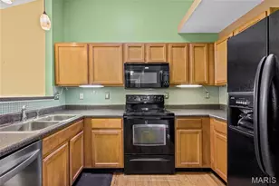 102 Hollow Brook Dr, Florissant, MO 63034 - Photo 17