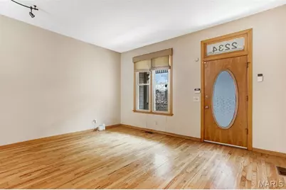 2234 Hickory Street, Saint Louis, MO 63104 - Photo 7