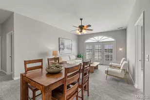 7400 Whitehall Colonial Ln, Shrewsbury, MO 63119 - Photo 5
