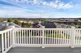 7400 Whitehall Colonial Ln, Shrewsbury, MO 63119 - Photo 7