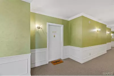 7400 Whitehall Colonial Lane #421, Shrewsbury, MO 63119 - Photo 3