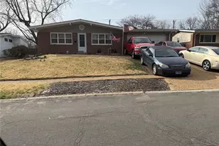 1345 Hialeah Pl, Florissant, MO 63033 - Photo 1