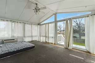 3917 Crosby Dr, Saint Louis, MO 63123 - Photo 29