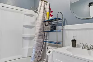 3917 Crosby Dr, Saint Louis, MO 63123 - Photo 17