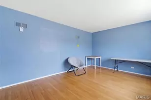 3917 Crosby Dr, Saint Louis, MO 63123 - Photo 5