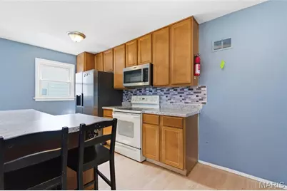 3917 Crosby Drive, Saint Louis, MO 63123 - Photo 19