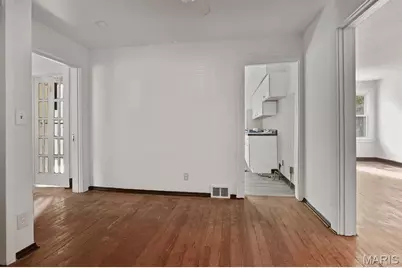 404 W Kirkham Avenue, Webster Groves, MO 63119 - Photo 11