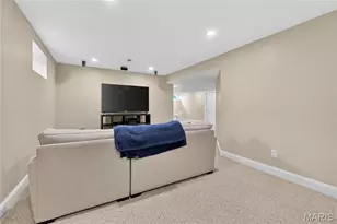 9403 Tilles Dr, Brentwood, MO 63144 - Photo 17