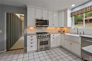 1226 Beaver Trail Dr, Ferguson, MO 63135 - Photo 7