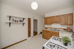 7106 Amherst Ave, Saint Louis, MO 63130 - Photo 13