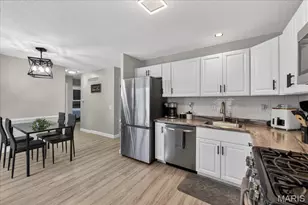 2425 Lindsay Ln, Florissant, MO 63031 - Photo 3