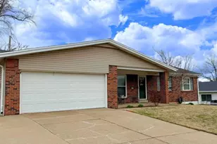 4079 Lockport Dr, Bridgeton, MO 63044 - Photo 1