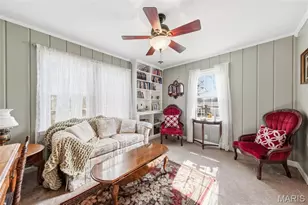 809 Lincoln St, Elsberry, MO 63343 - Photo 15