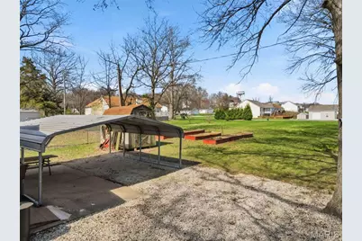 809 Lincoln Street, Elsberry, MO 63343 - Photo 25