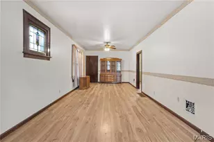 5223 Schollmeyer Ave, Saint Louis, MO 63109 - Photo 3