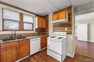[Address not provided], Jefferson City, MO 65101 - Photo 13