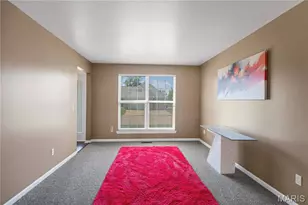 1860 Chateau Du Mont Dr, Florissant, MO 63031 - Photo 5