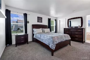 1860 Chateau Du Mont Dr, Florissant, MO 63031 - Photo 15