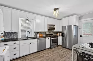 3921 Miami St, Saint Louis, MO 63116 - Photo 9