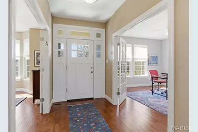 7 E Villa Avenue, Olivette, MO 63132 - Photo 5