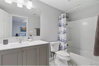 7 E Villa Avenue, Olivette, MO 63132 - Photo 57